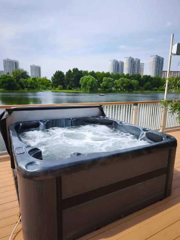SPA-бассейн Mexda 598 в комплексе «Черневский пруд» в Москве