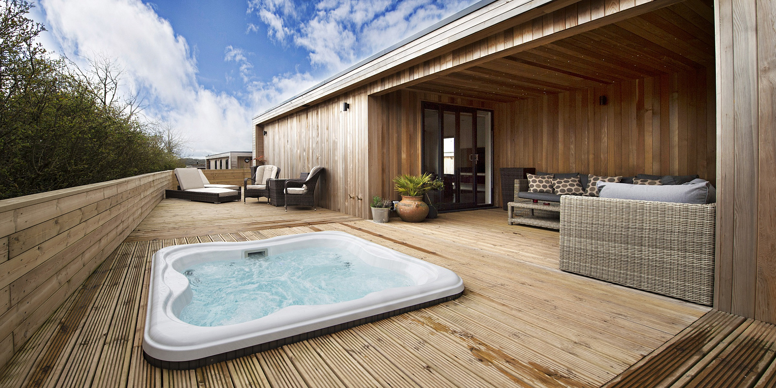 встраиваемый спа бассейн 6